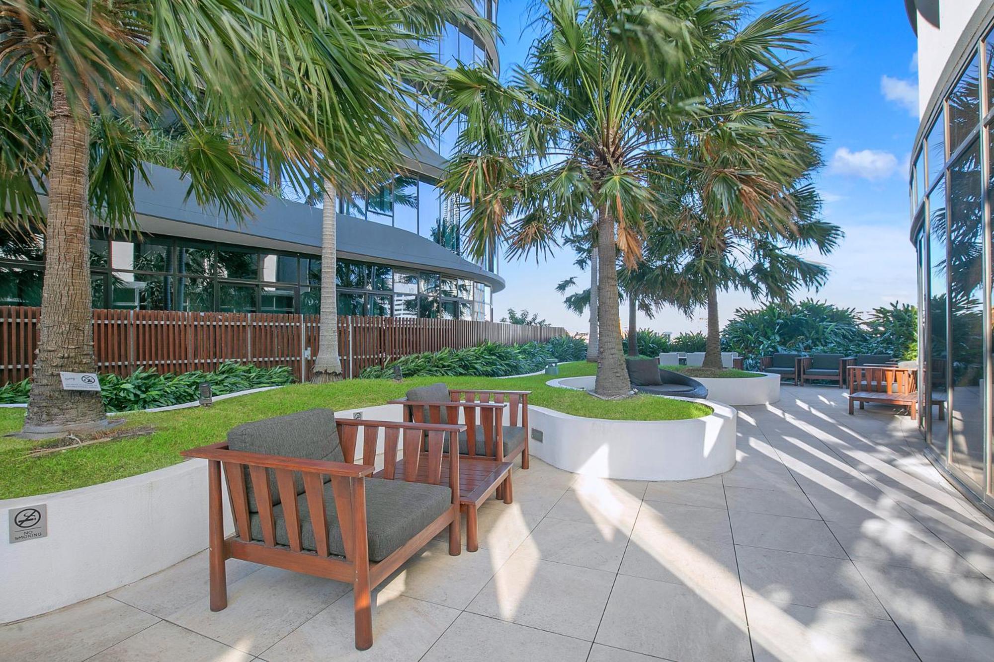 Apartment Skyline Serenity Luxury With Free Parking